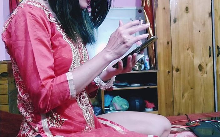 Bolly Karma: Milf caliente se fuma antes de chupar la polla