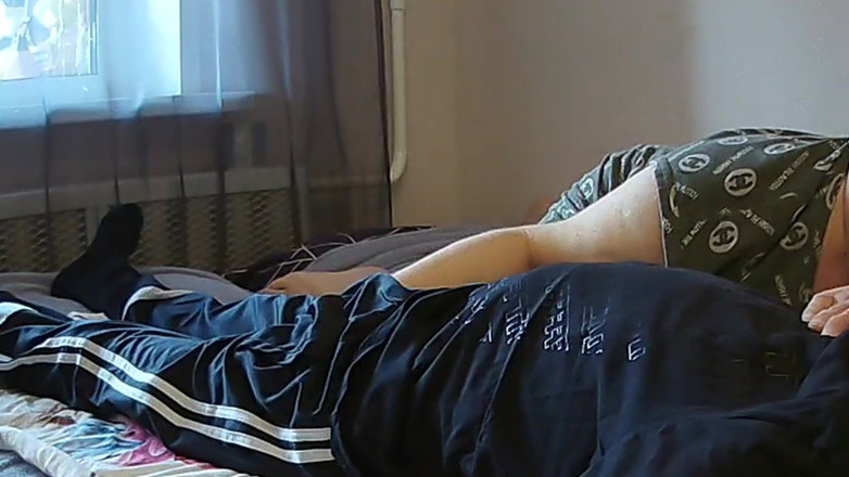 Zona901: 마지막 한 방울의 정액을 삼키는 여친