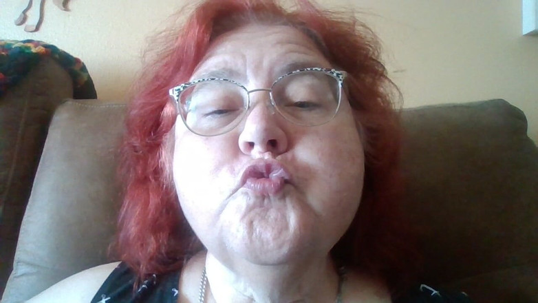 BBW nurse Vicki adventures with friends: Požadované Video, Jak Dělám Zvuky Polibků a Mohu Mě Sledovat,...