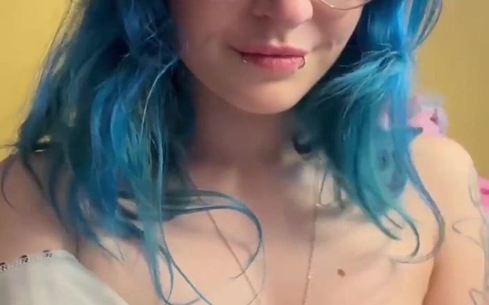 Khalamite: Goditi il tuo fine settimana, kitten non esitate a parlarmi...