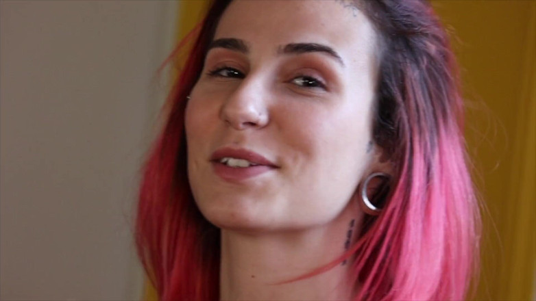 Plenna Filmes: Ich ging zu einem casting-anruf und musste einen riesigen rosa...