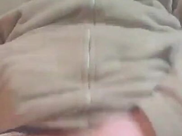 Turkish Bear Daddy Is on Live Broadcast (Masculer Turkish Bear)
