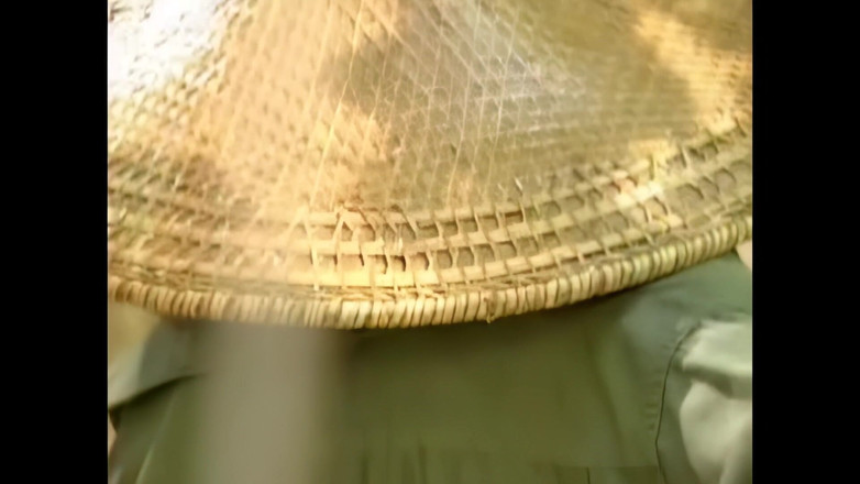 RATATATA!: Zrzka, která se těší, že ji na exotickém místě šuká velký penis!