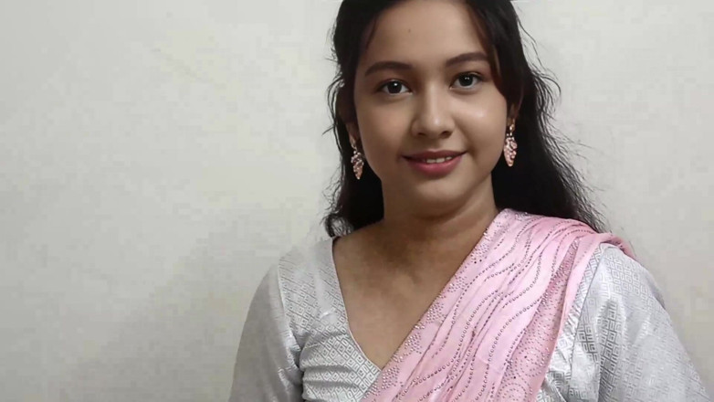 Monikashwin: Desi Hot Air Hostess Fucked by Passenger in Saree