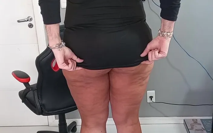 Sexy ass CDzinhafx: My Ass Wearing New Bikini and Miniskirt