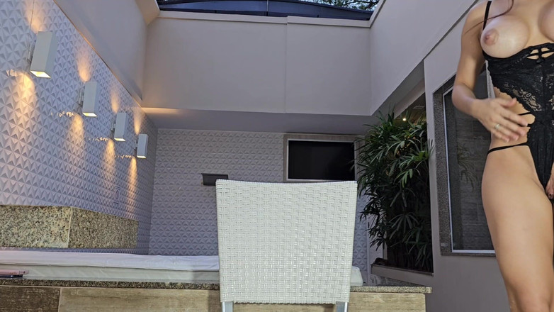 PriscilaBelini: Ele Comeu Minha Buceta No Sem Camisinha E Ainda Gozou...