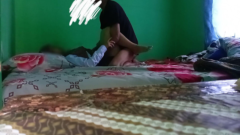 Jack010: Un elev este hărțuit de propriul profesor