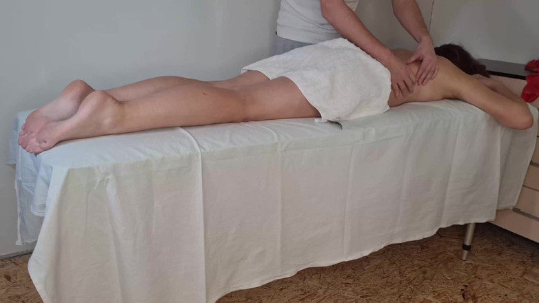Viktoria_sekret: 마사지 세션에서의 캐주얼 섹스