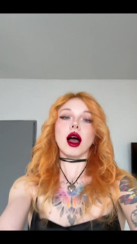 Clean Girl Style or Little Bitch? What Suits Me Better?