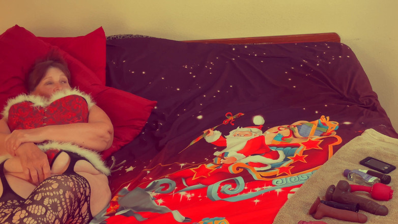 Carmen Angel: Oma Carmen: Fickmaschine, Pegging, Schwanzlutschen, Sperma Im Mund Nordpol-schlampe 12224fap