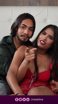 Bella ragazza indiana arrapata scopata con un ragazzo desi