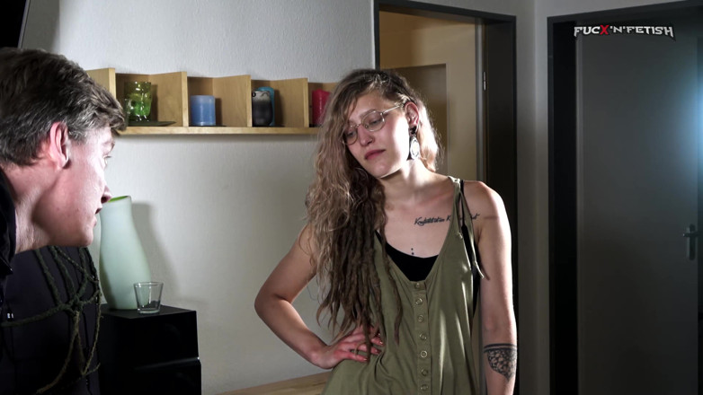 Fuck n Fetish: Unreliable model - Spanking