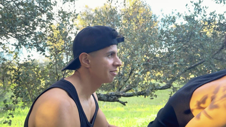 Emilio Mazote: Berlayar di Hutan