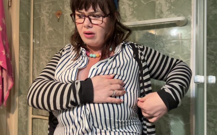 Roxanne Miller: Rozszerzenie piersi transformacji herbaty, popping guziki