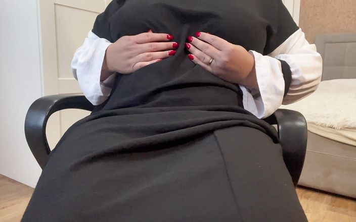 Lux Eva: La miLF araba con chiacchiere sporche si masturba