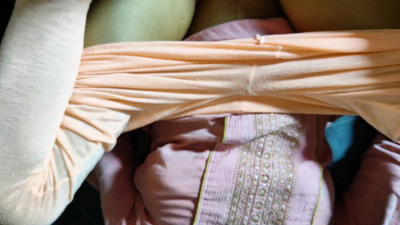 Shivanibaby: Conocí a mi viejo novio en la boda y me...