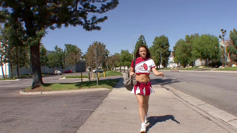 Porno Cloud: Je suis une salope de rue.