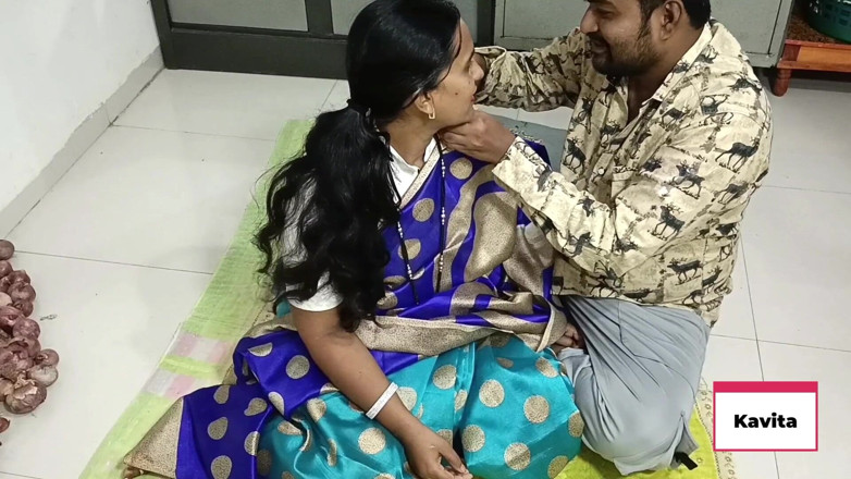 Kavita _zawazawi: Desi indischer fick echt selbstgedreht mit tatya in Sari, Arschlecken,...