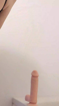 A Married Woman Masturbates in the Bath