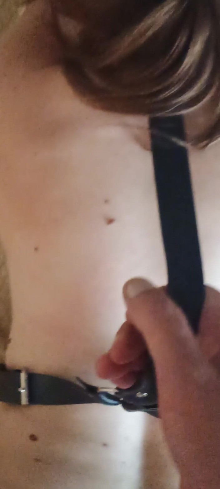 Sub Slave: Quiero tu polla en mi boca y mi coño