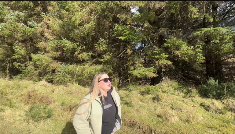 Emma Voyeur: Emergency While Walking on the Public Trail but Had to...