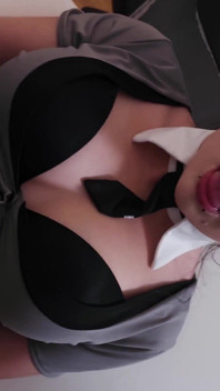 Sexy director llama estudiante a la oficina para follar su gran polla