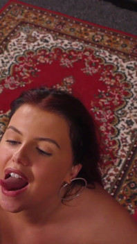 Tinder randevusunda oral seks ve boşalma