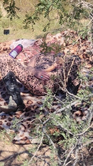 EliteLadyS: Pouštní hra