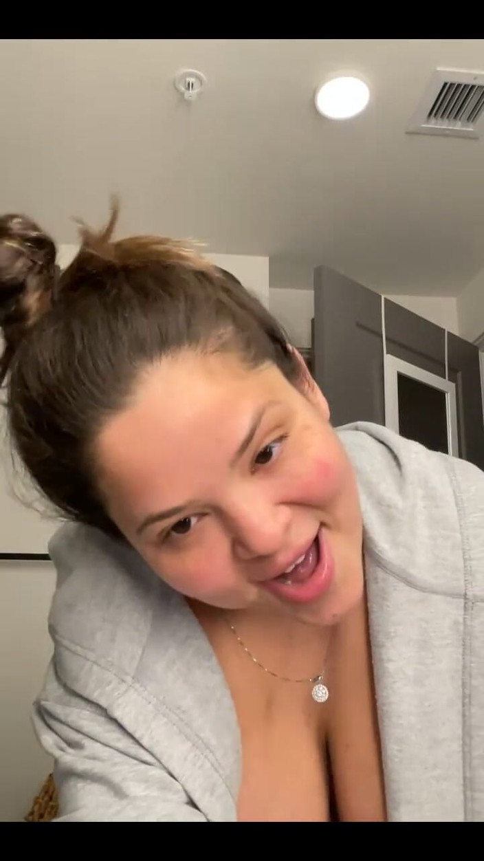 Dani Valentina: Bts: la paffuta dani viene forte in diretta streaming