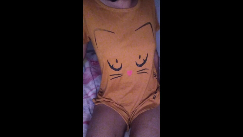 Indian Senu: India Chica Tocar Sus Tetas Y Mostrar Coño Masturbándose