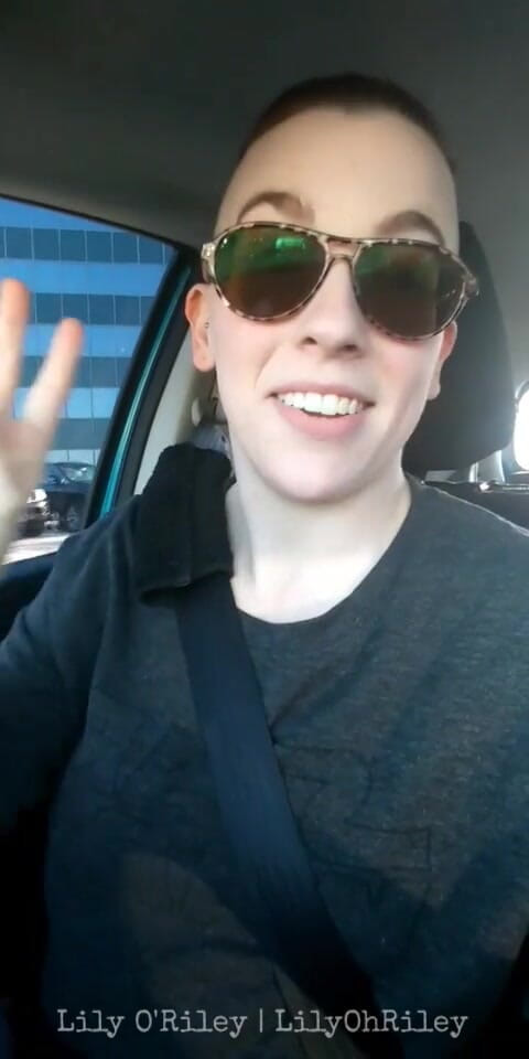 Lily O'Riley: Alt tóc đỏ bắn tinh sau khi khoe hàng nơi công...