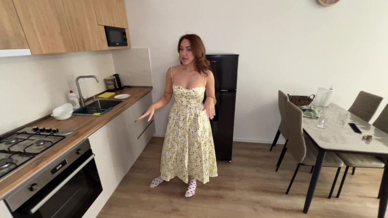 Alan Vexx: Fucked a Beautiful Hostess After Cleaning