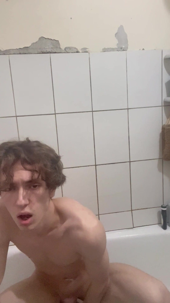 Last day: Jak lubisz Misha i jego seksowny tyłek?