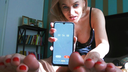 Goddess Celine: JOI piedi conto alla rovescia