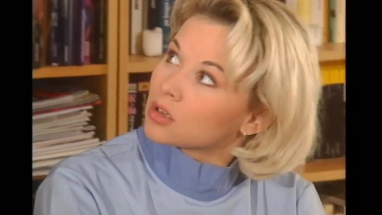 Vintage megastore: Asistenta specială a unui doctor murdar, adoră pulele dure