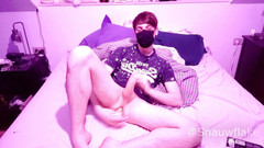 Matthew Fox Be: Snauwflake používá obrovské Sinnovator dildo k šukání