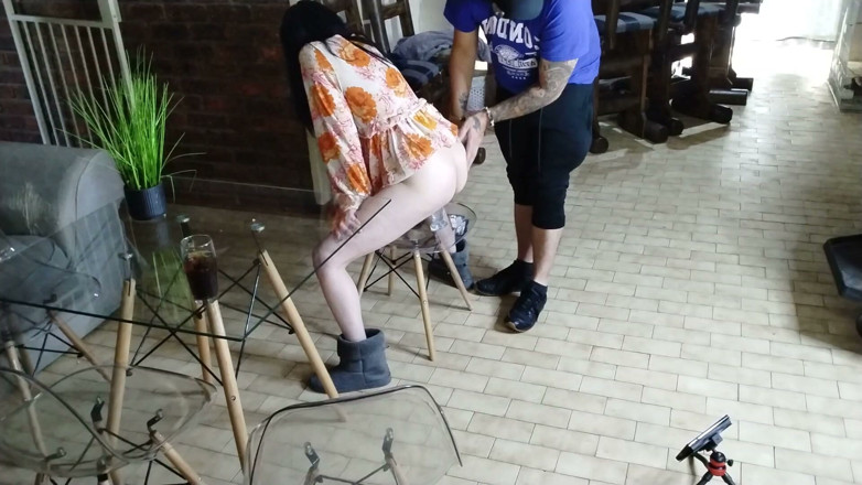 Bigjoefuckalott: Nachytal jsem manželku mého přítele, jak šuká s robertkem na židli