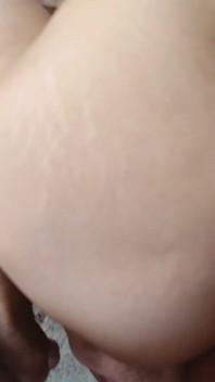Anal Fisting Dengan Seorang Brunette