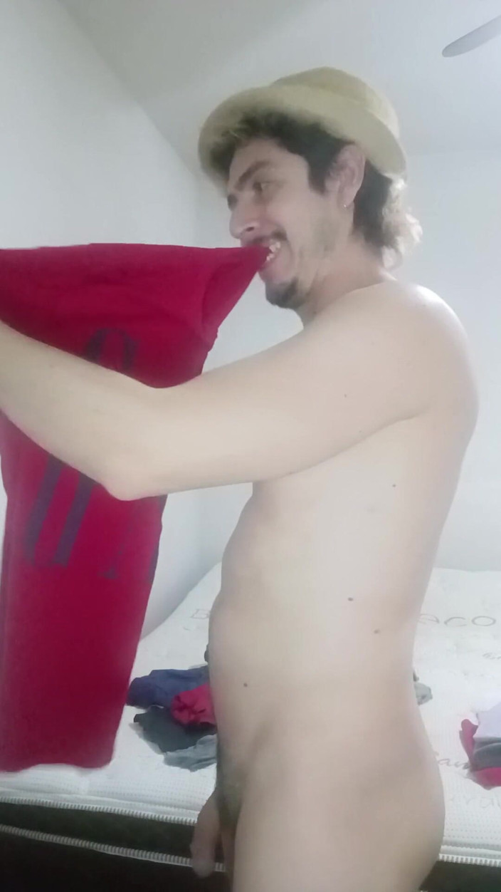 Tabasco Jake: Handsome Guy Folding Laundry Naked