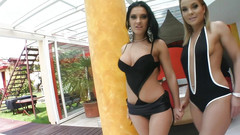 My Porn King: Nadržená dívka saje dva hue ptáky do pusy stříkání