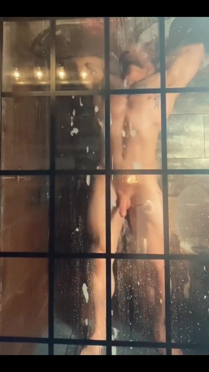 Leo Bayne: Cítím se jako multimediální pán