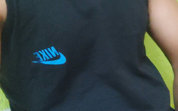 mr_rohit_69: Pria hot india lagi asik masturbasi sendirian