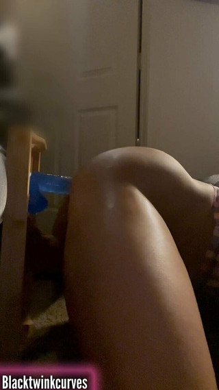 Blacktwinkcurves: Přišla jsem pozdě a myslela jsem na bouchacího ptáka, pak...