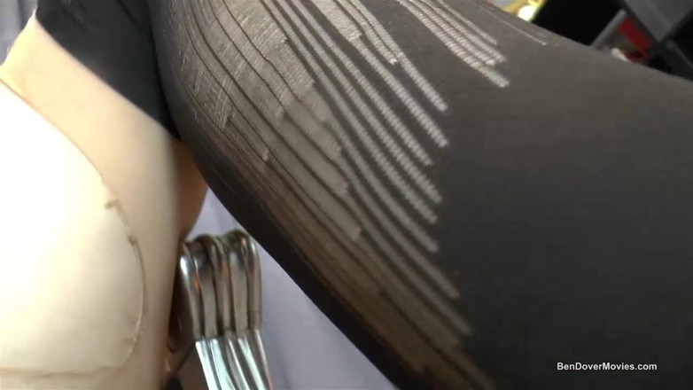 Ben Dover Movies: Alessa Savage çoraplarını yırtıyor ve amıyla oynuyor