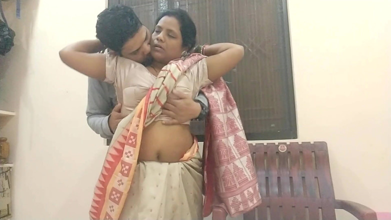 Popmini: Indian Horny To Profesor gorący seks w Pięknym Sari ze...