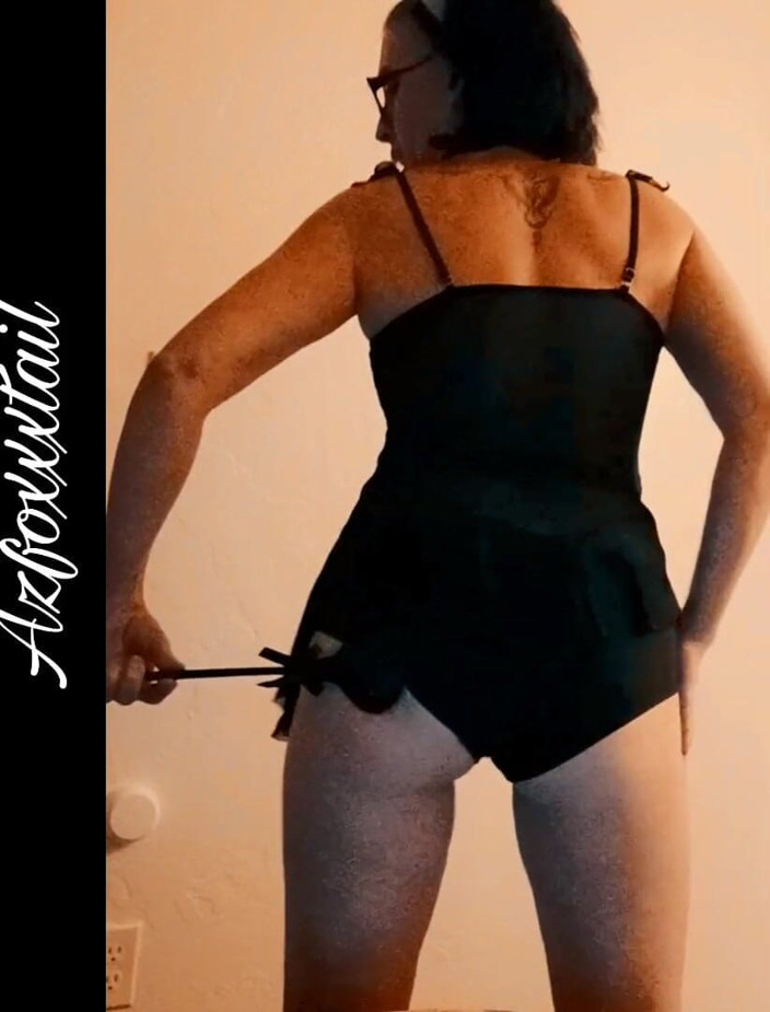 AzFoxxxTailPhelicia: Whip_22-02-23