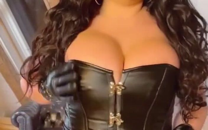 LadyAyse5: Adore o Dia da Chefe Lady Evry