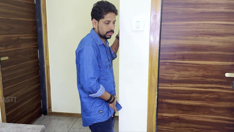 Aaka: Старий друг дезі зустрічається після довгого траха і втрачає мою невинність