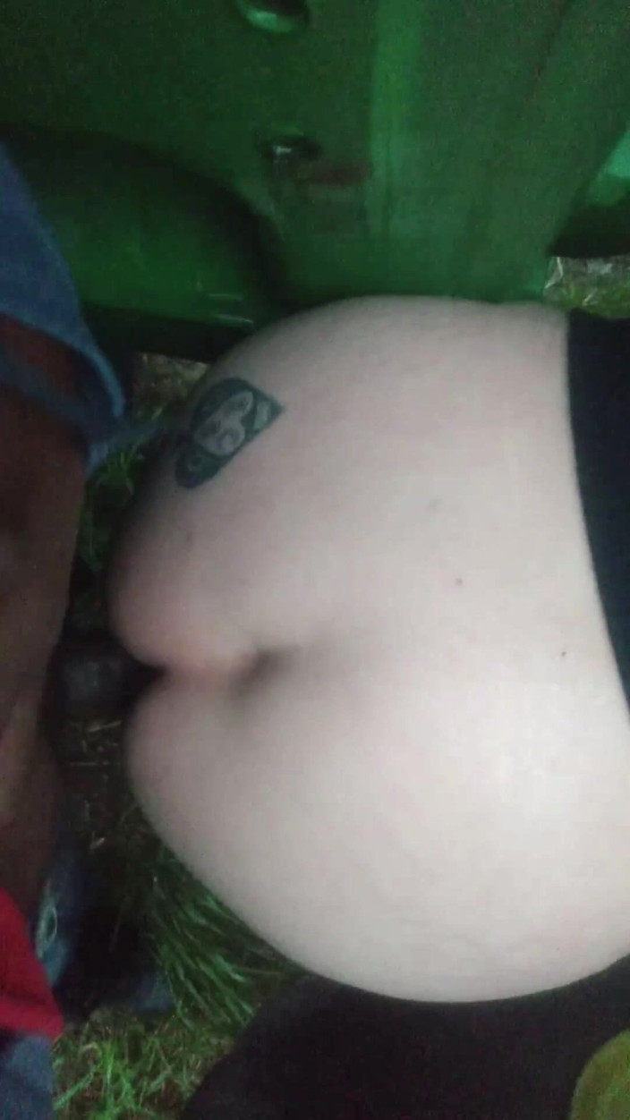 Anal_Angi_Rose: Вспашка трактором в поле