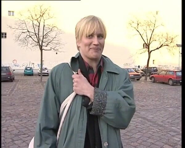 YOUR FIRST PORN: Reife Marlene Mit Behaarte Achseln - Madura Marlene com Axilas Peludas